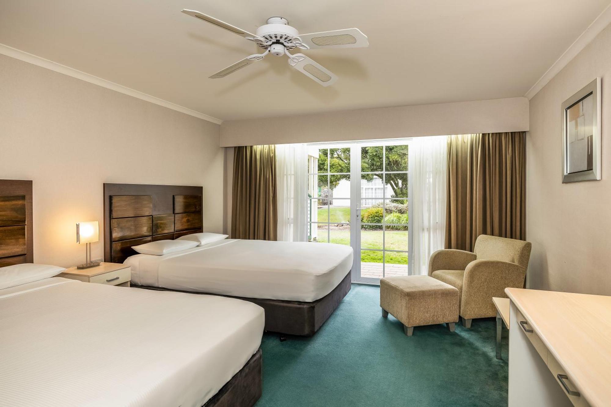 Resort Wairakei 4*