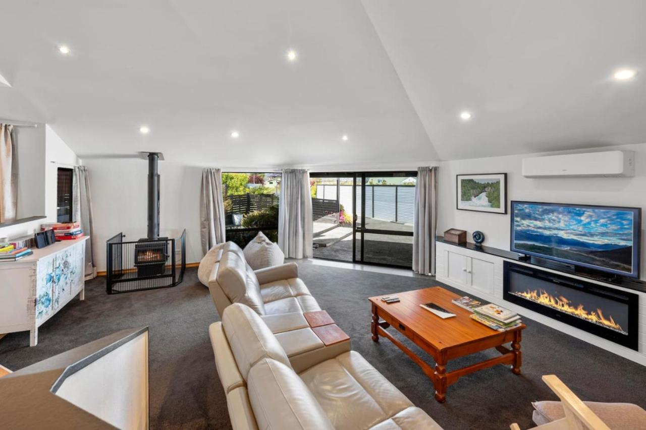 Te Aroha Whare, Cozy 3br Retreat With Garage And Bbq Holiday home Taupo