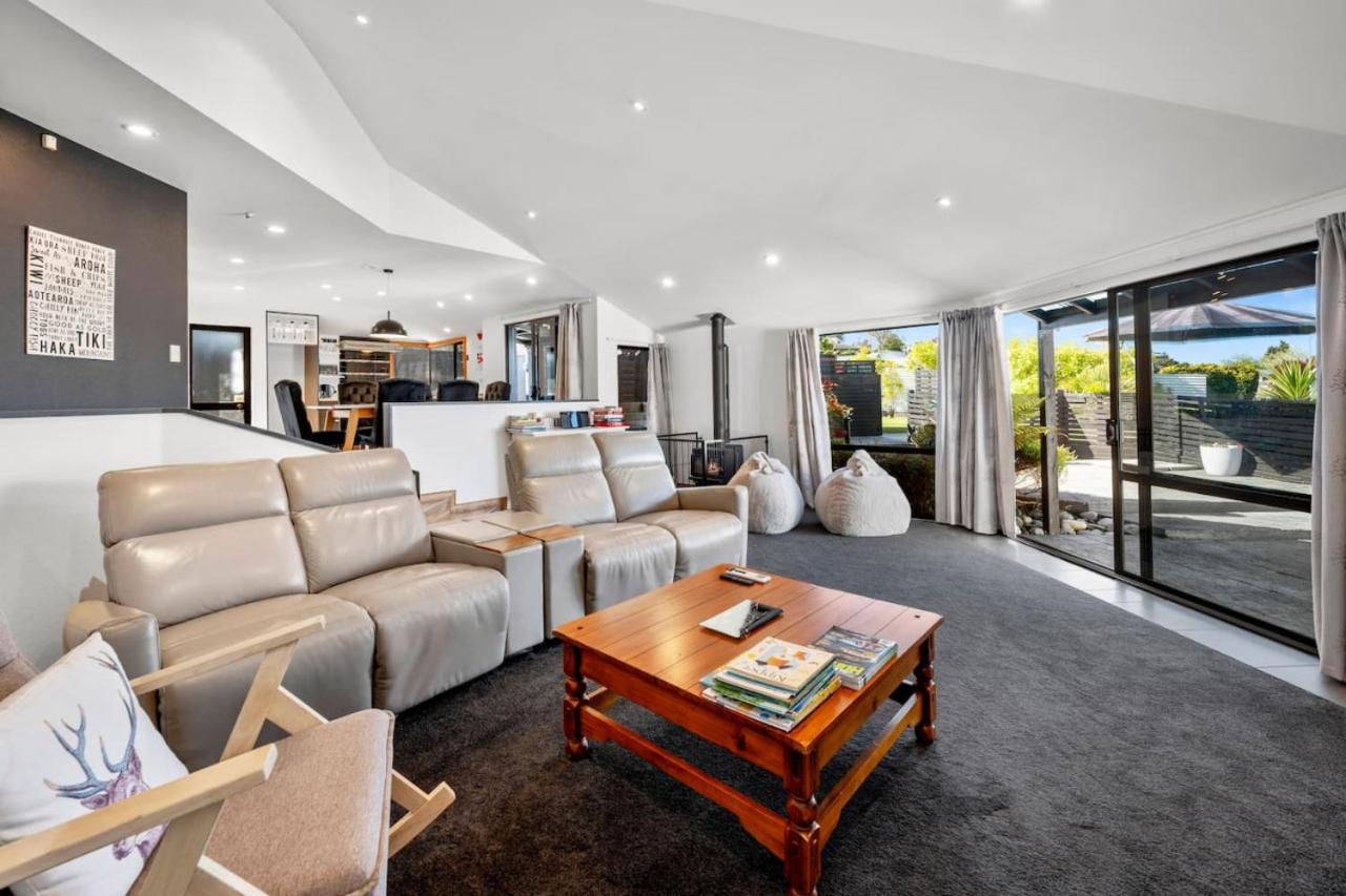 Te Aroha Whare, Cozy 3br Retreat With Garage And Bbq