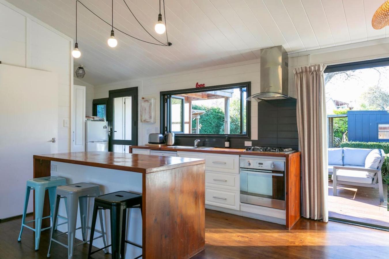 Holiday home Walnut - Private Outdoor Pool *