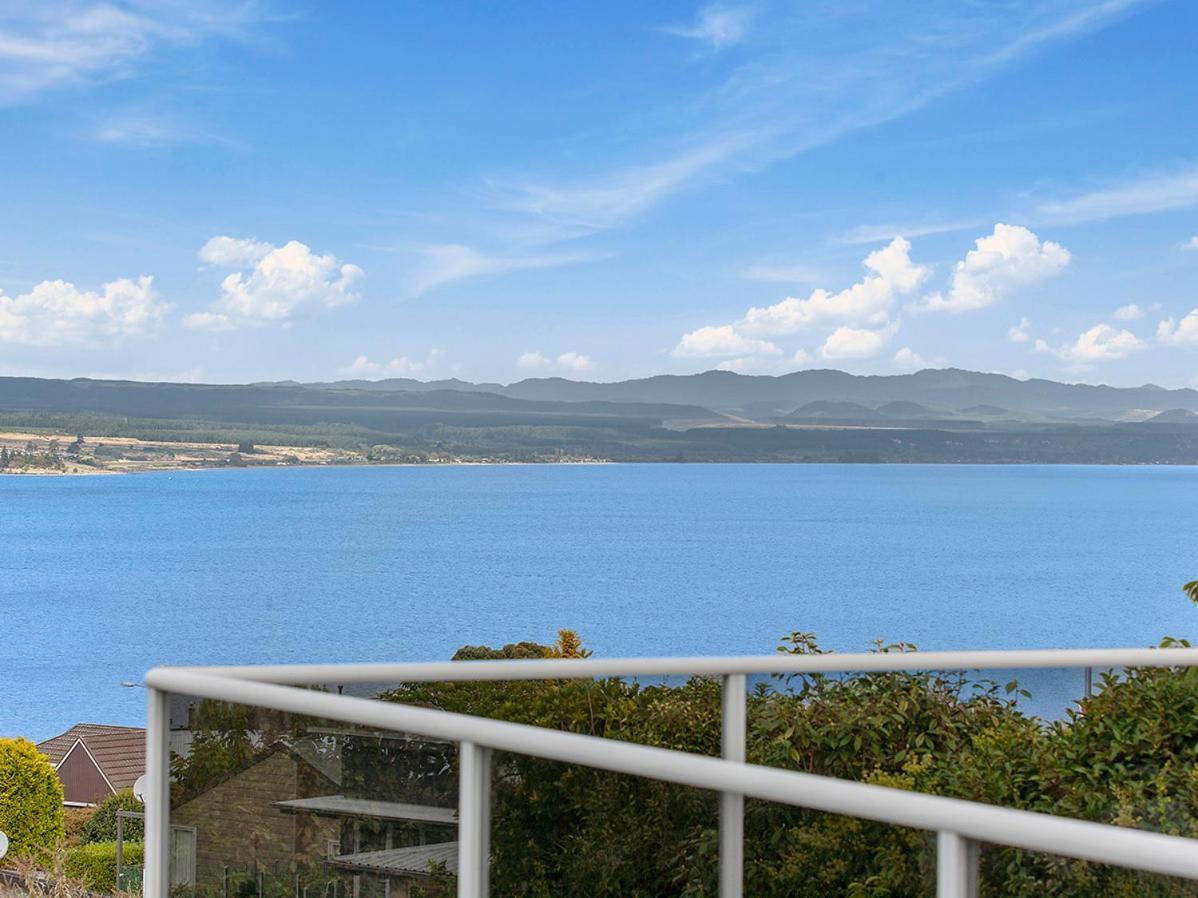 Lofty Lakeviews - Acacia Bay * Taupo