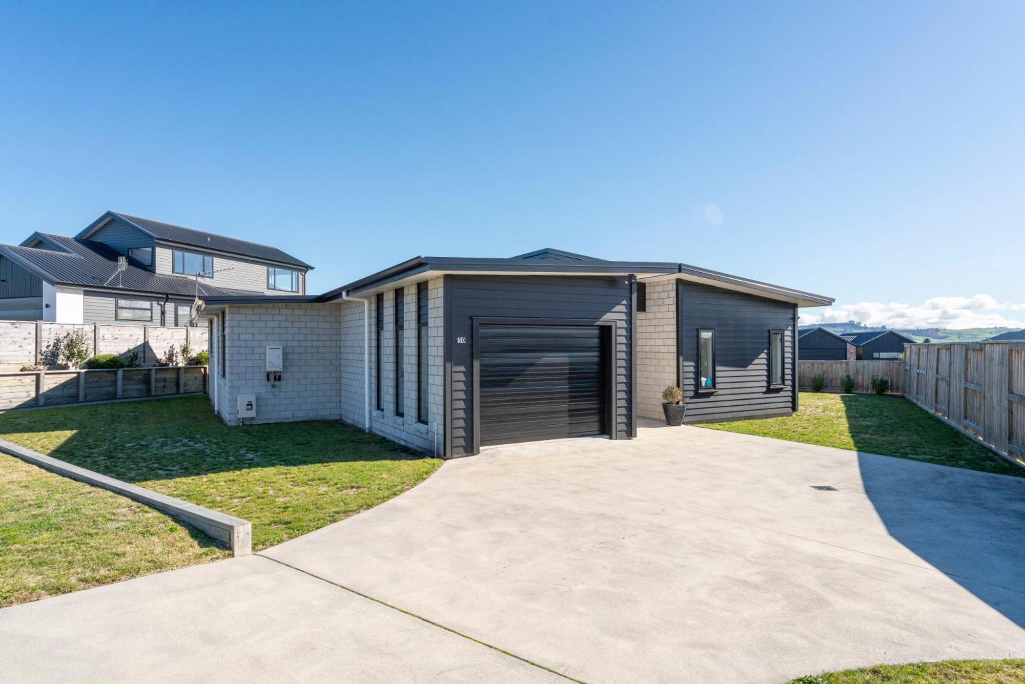 Hub - * Taupo
