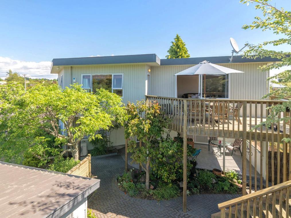 Family At Wharewaka - Wharewaka Holiday home *