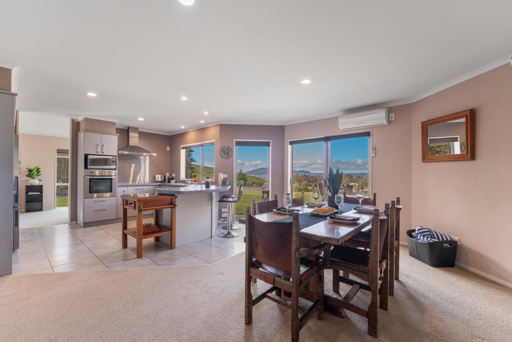 Holiday home Soak & Acacia Bay - Spa, Pet, Family Friendly
