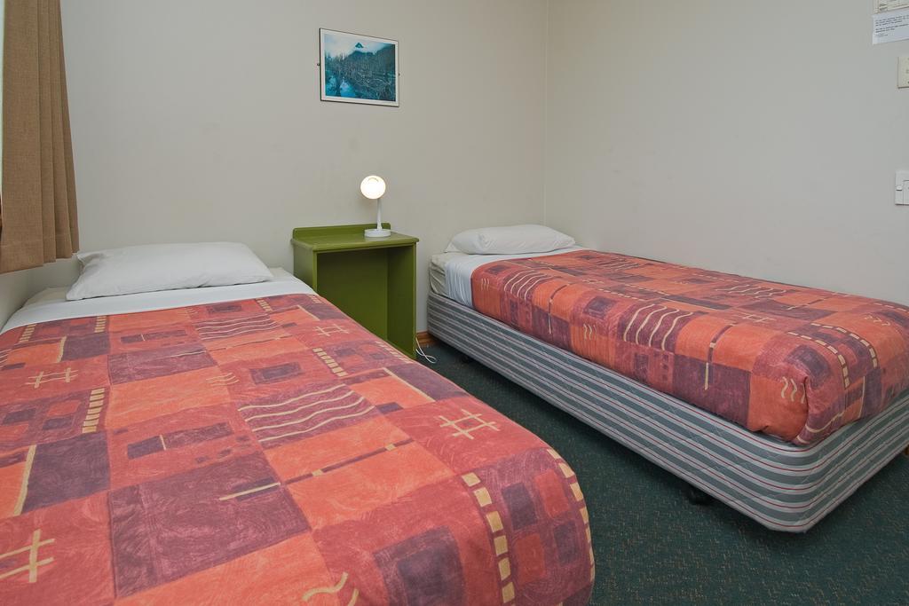Rainbow Lodge Backpackers *