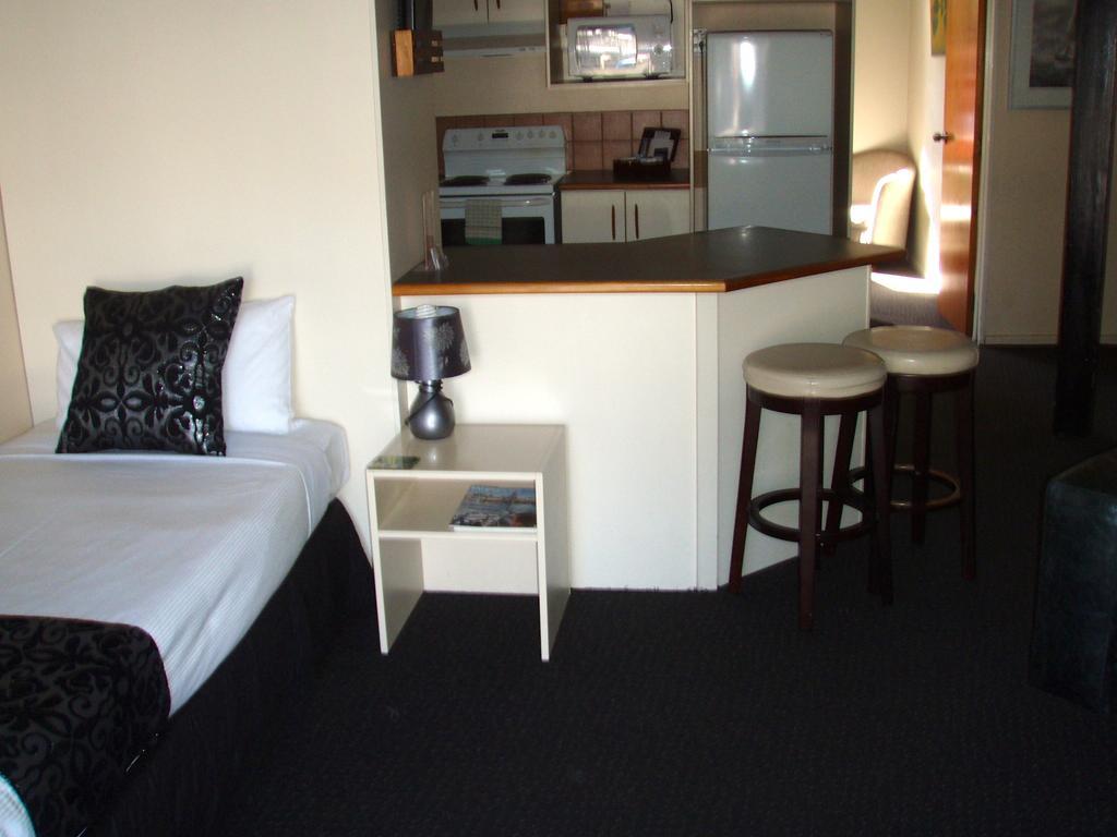 Chelmswood Motel