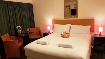 Airport @ Rainbow Point Hotel