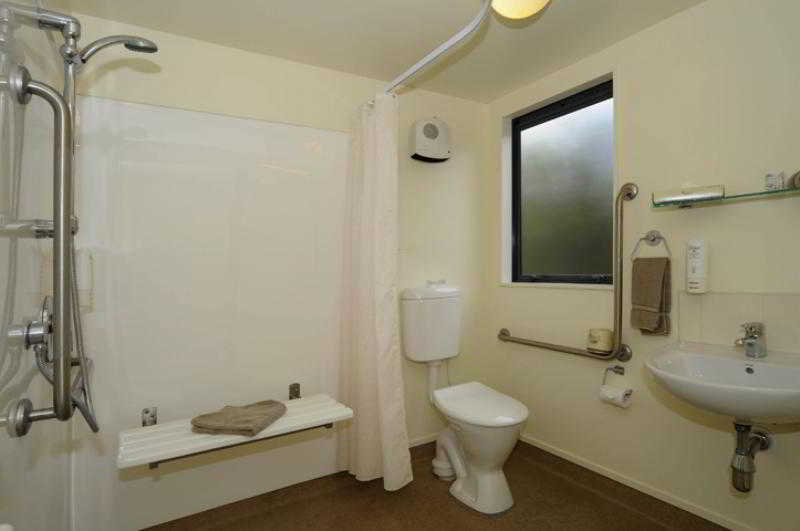 Bella Vista Motel 4*