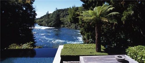 Lodge Huka
