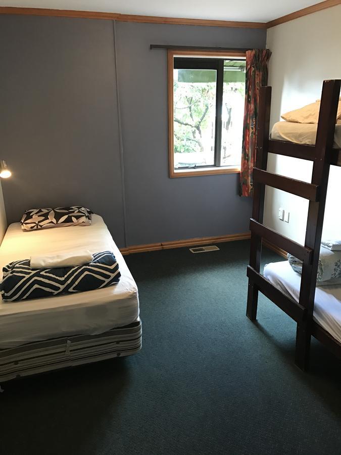 Rainbow Lodge Backpackers Hostel