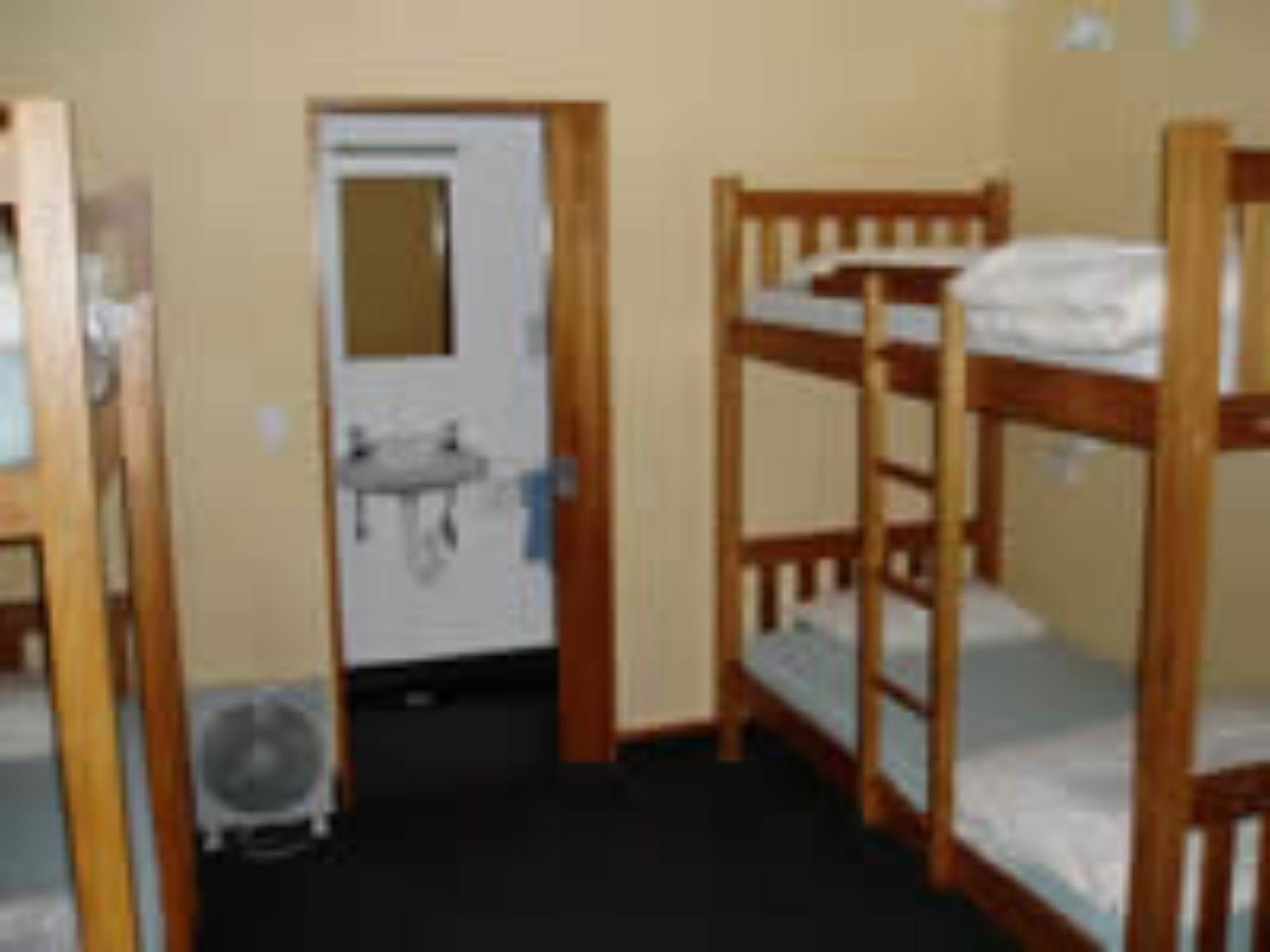 Hostel Rainbow Lodge Backpackers