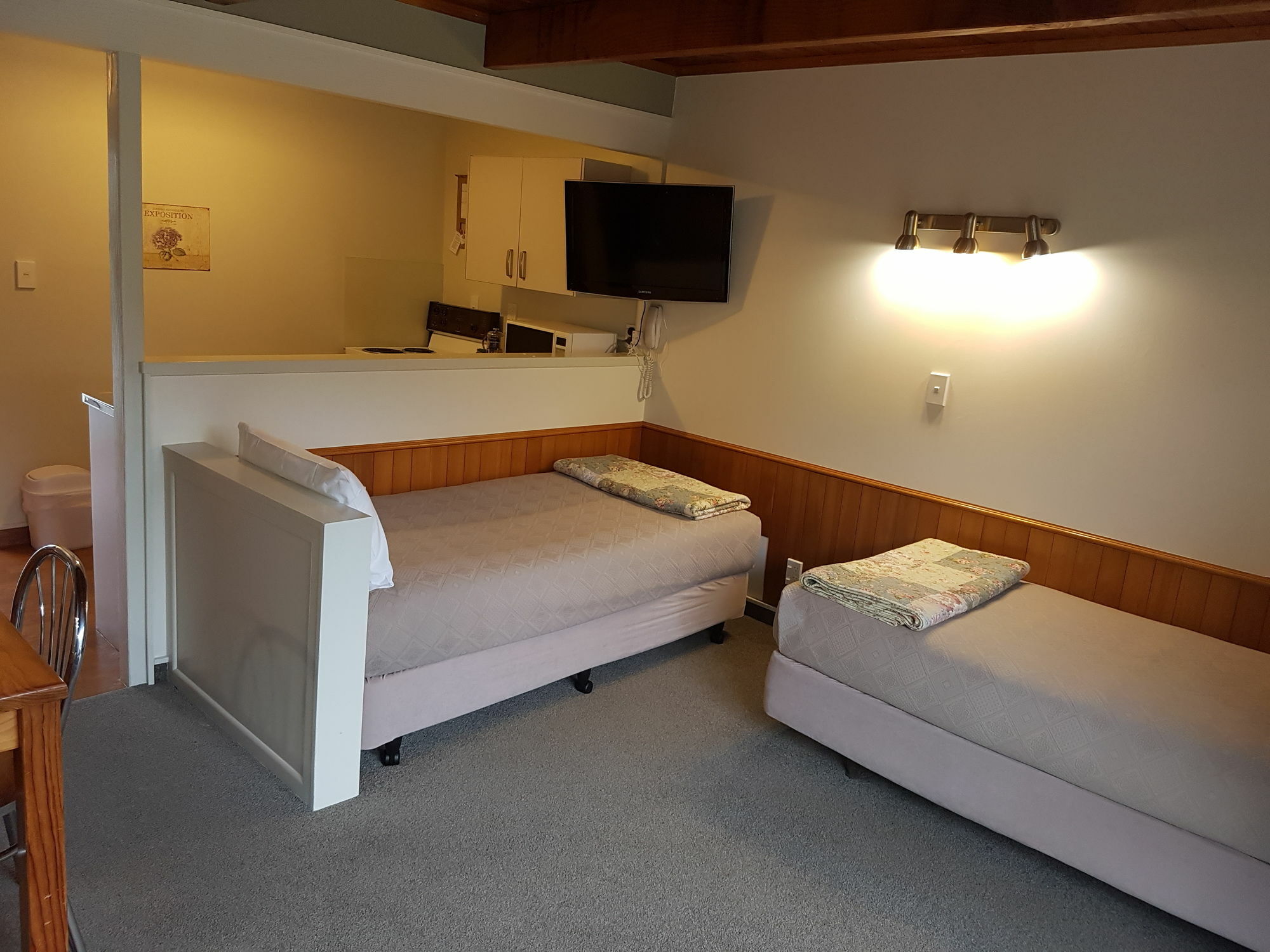 Mews Motel Taupo