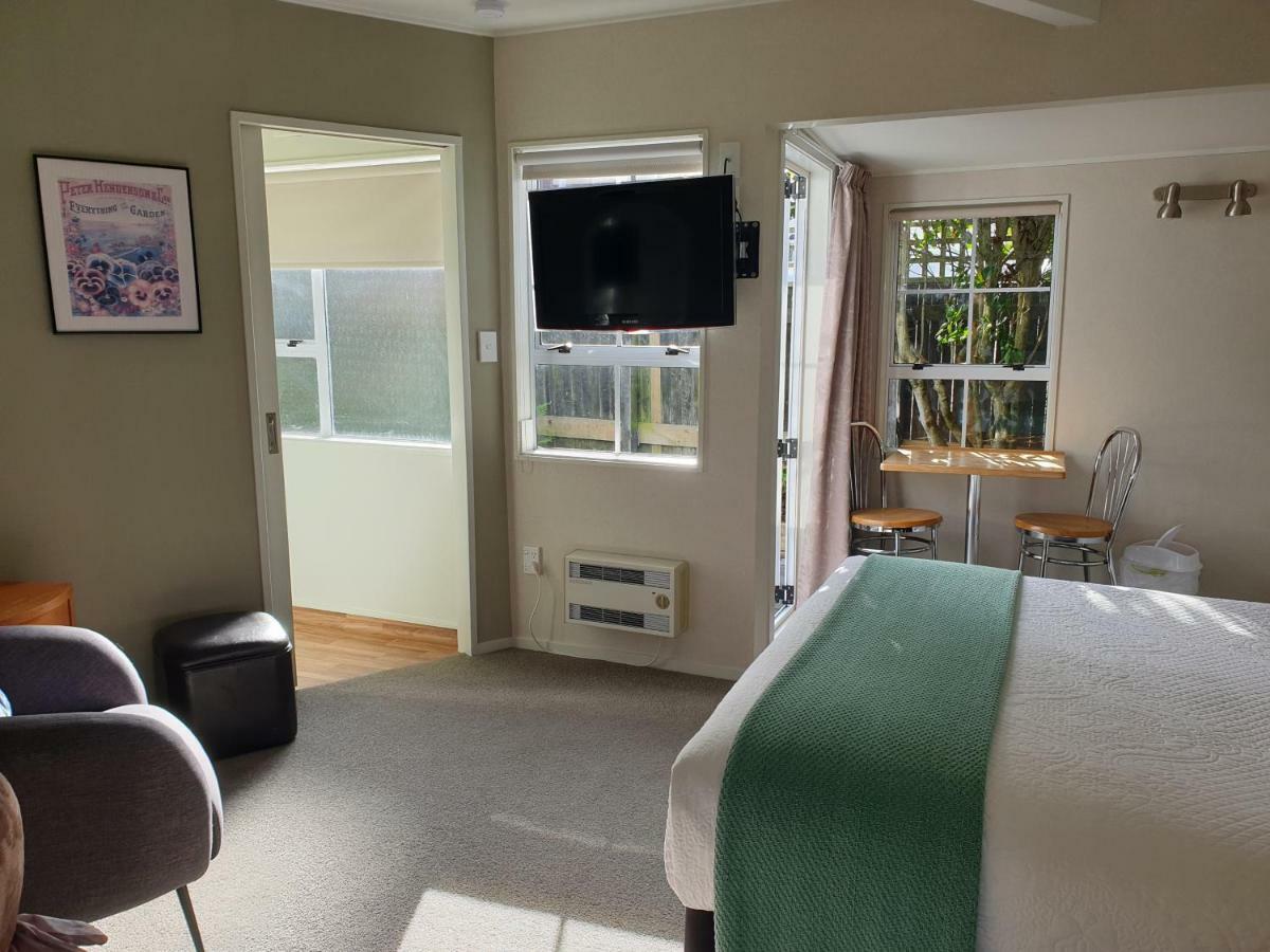 Mews Motel Taupo