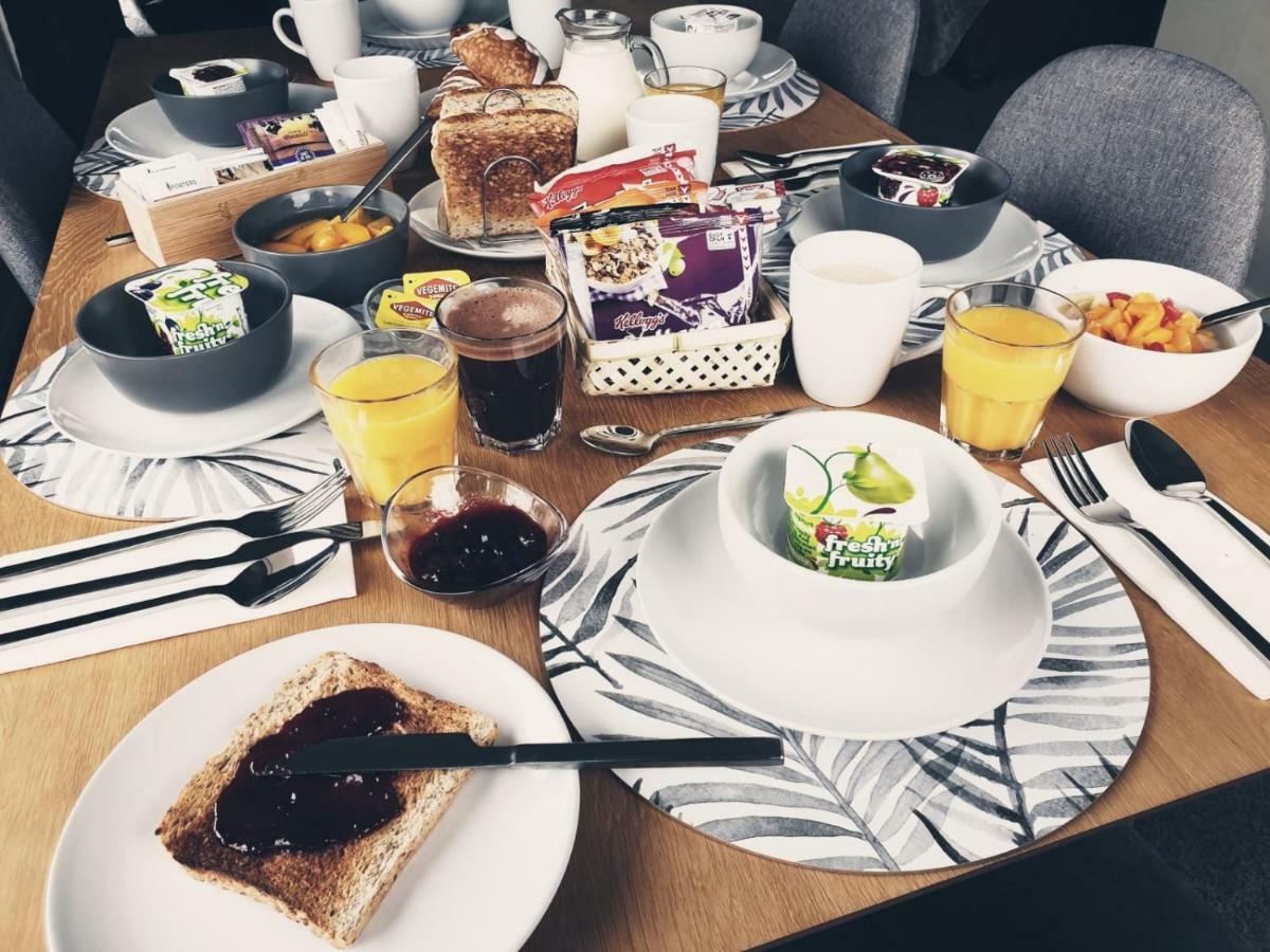 B, D & D Bed & Breakfast *