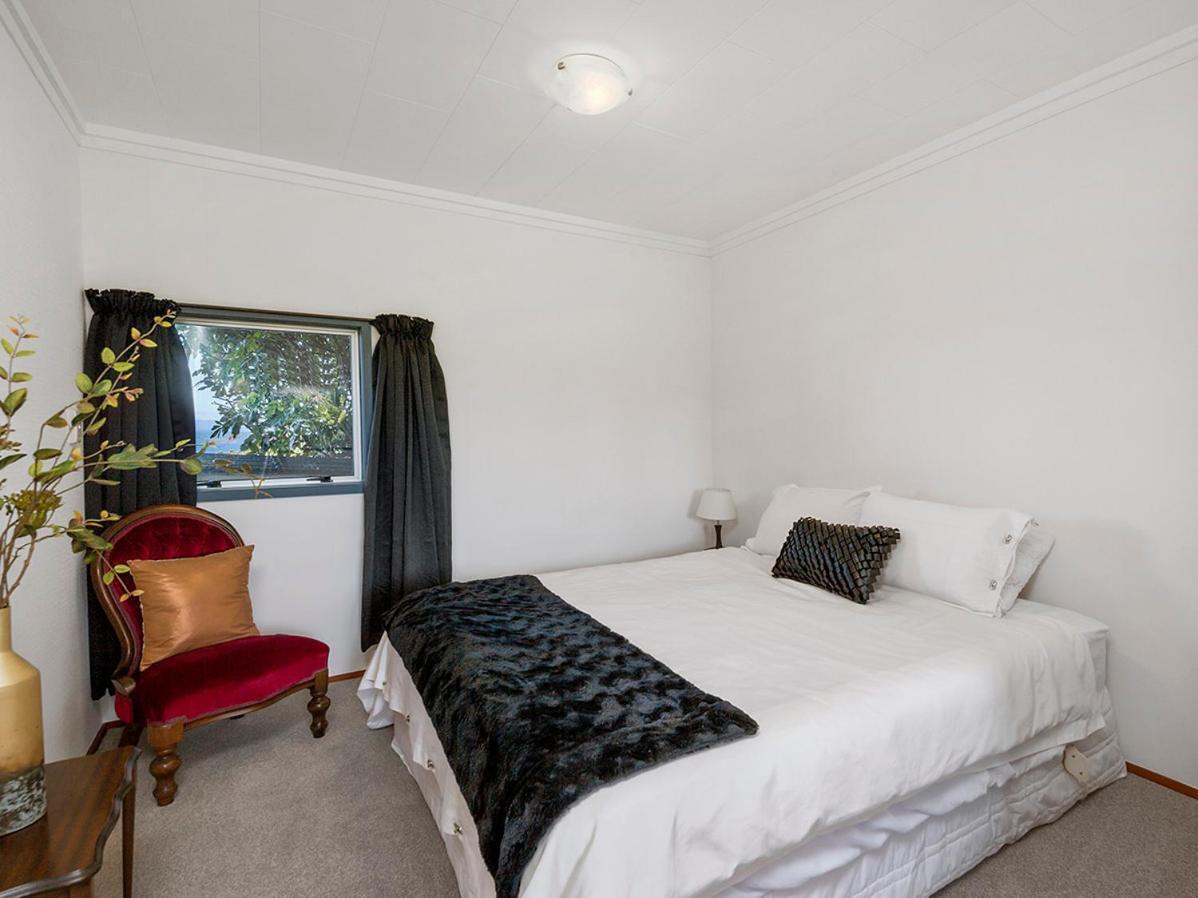Heights Haven - Acacia Bay Holiday home *