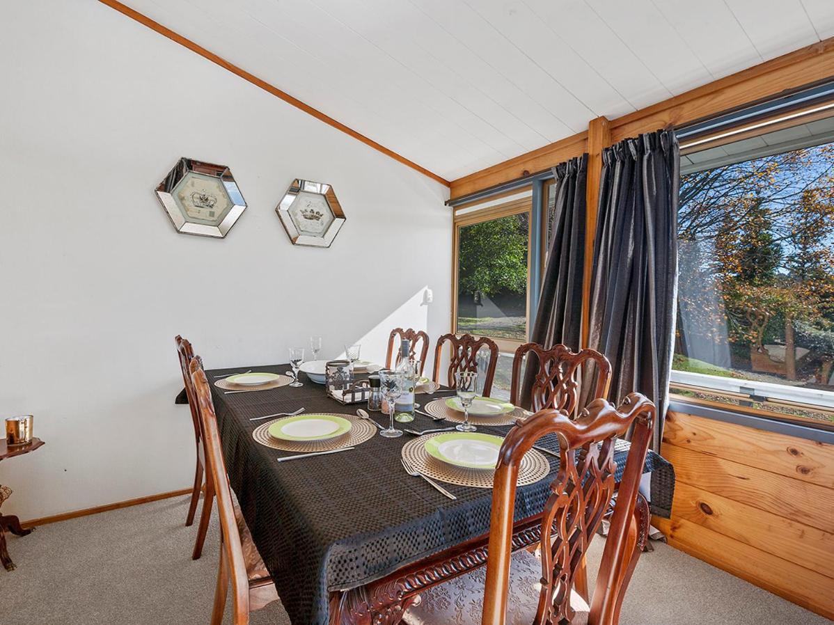 Heights Haven - Acacia Bay Holiday home Taupo