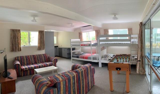 Family At Wharewaka - Wharewaka Holiday home Taupo