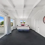 Hilltop House - Taupo
