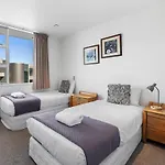 Waimahana Apartment 8