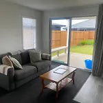 Taupo Modern Peaceful Apartment