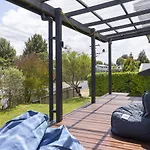 Fantail Retreat, Family 4Br Near Lake And Gardens