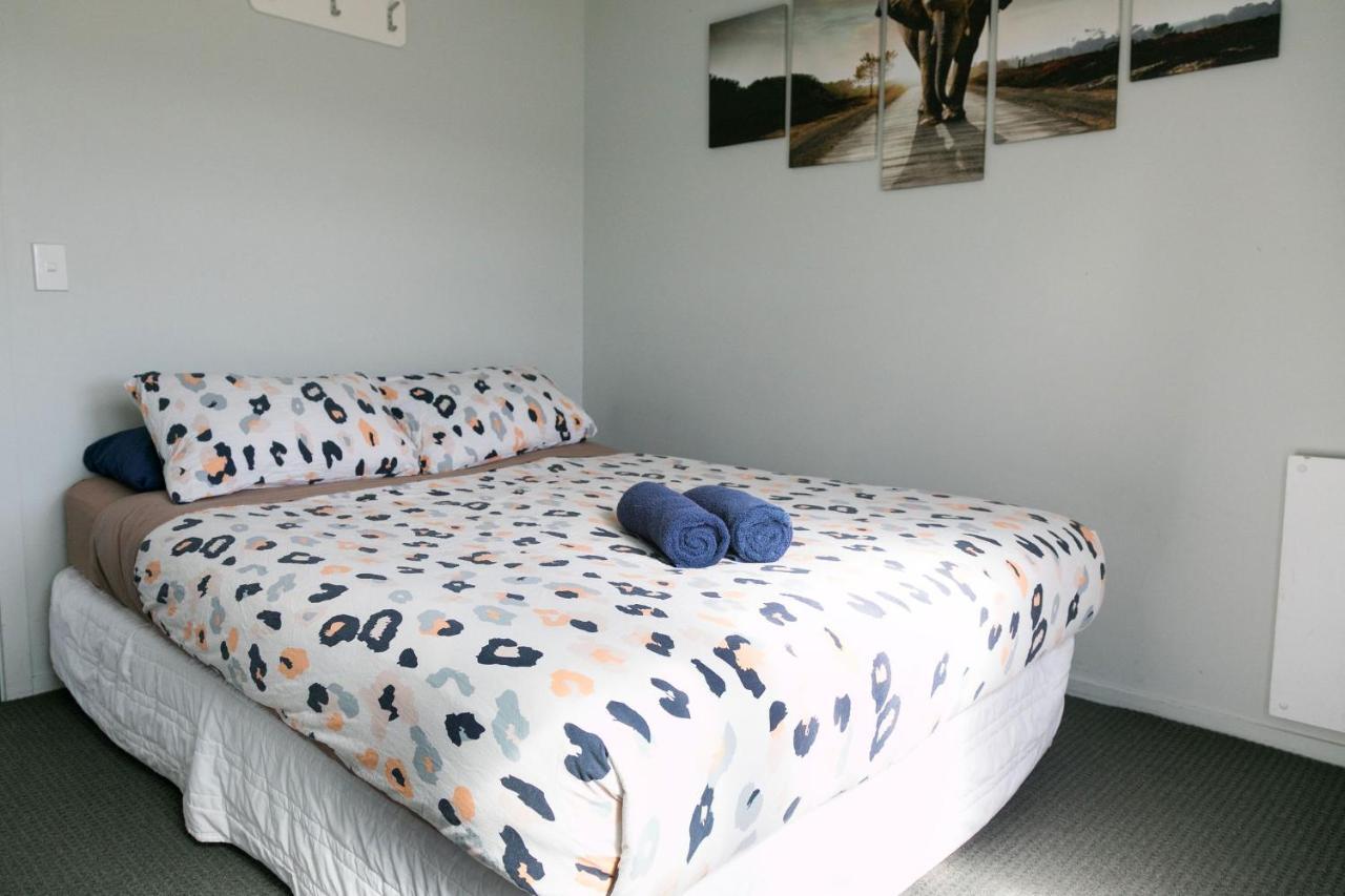 Hostel Finlay Jack's Backpackers *