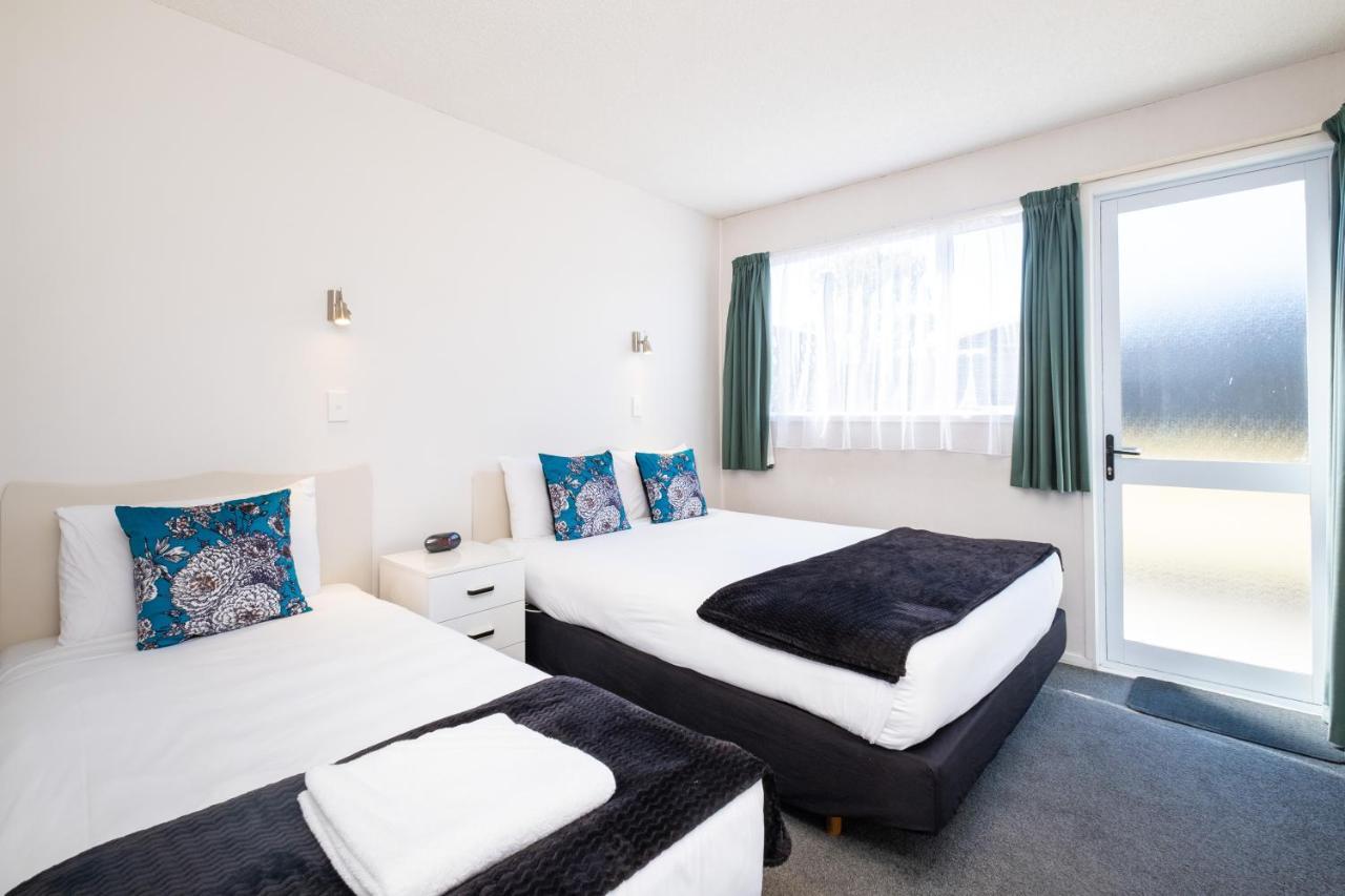 Chevron Motel 4*