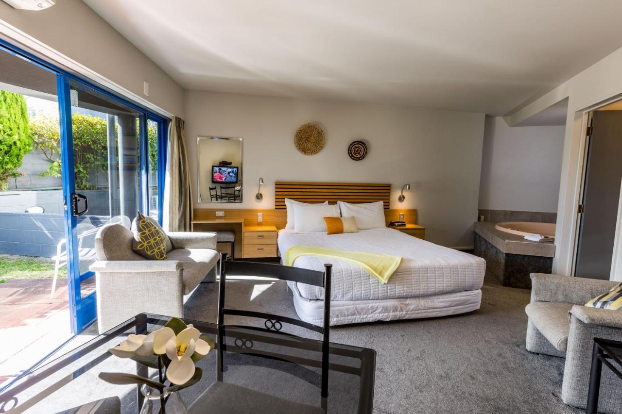 Clearwater Motor Motel 4*