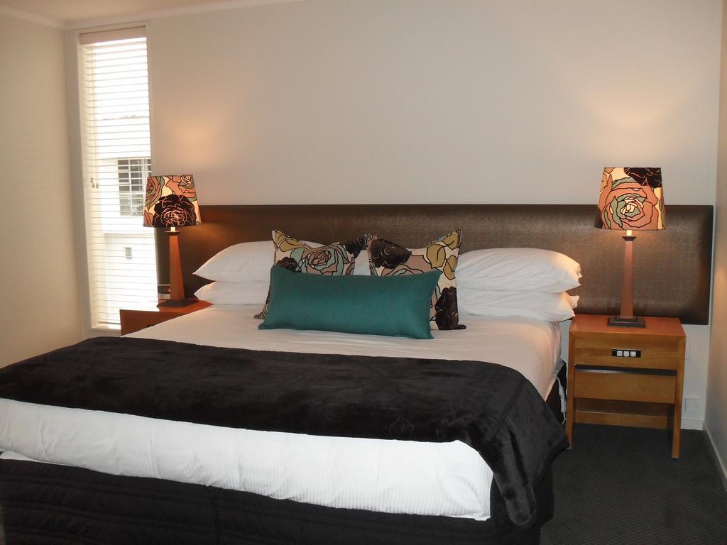 The Cove- On The Taupo