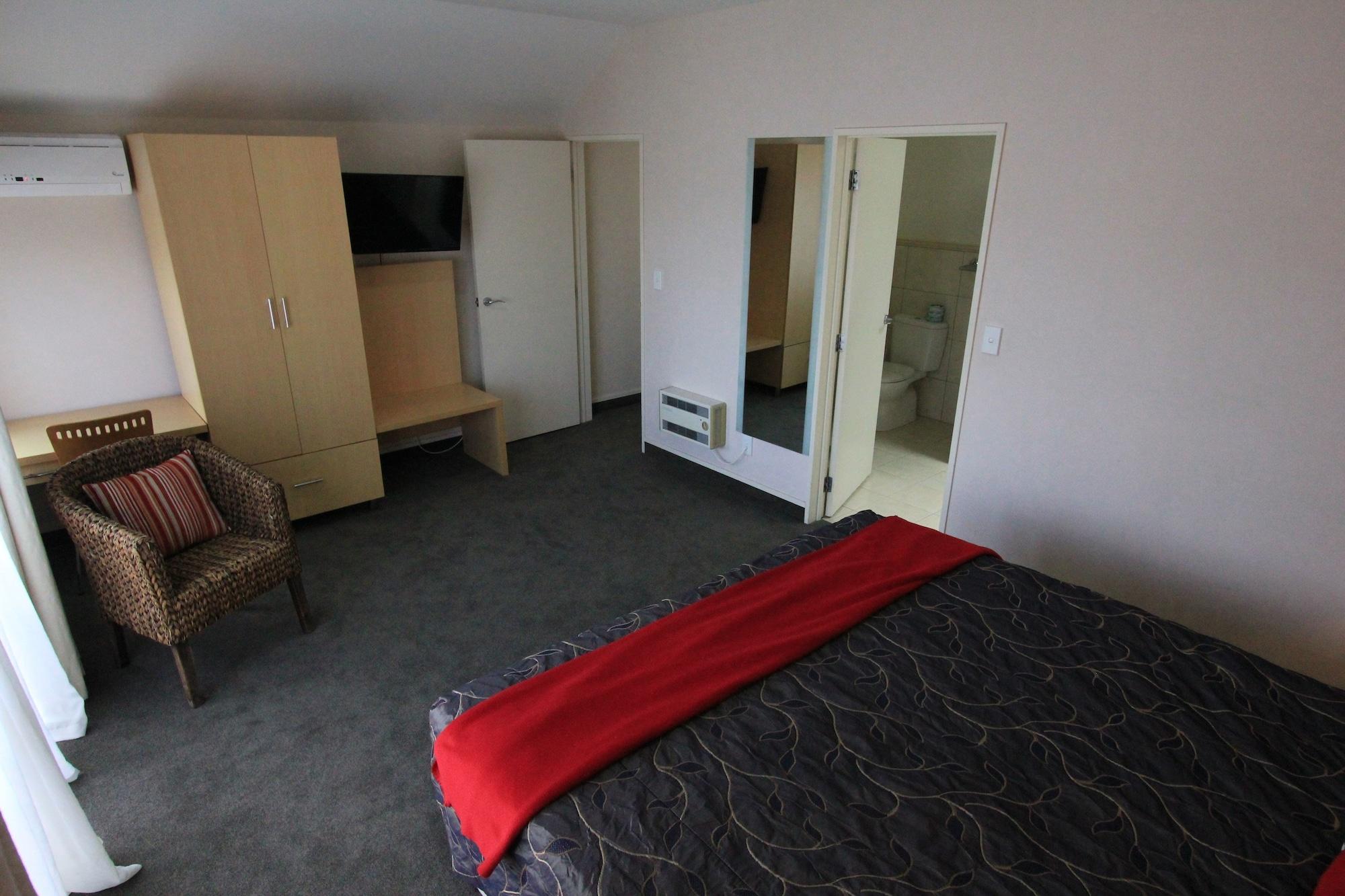 Voyager 4* Taupo