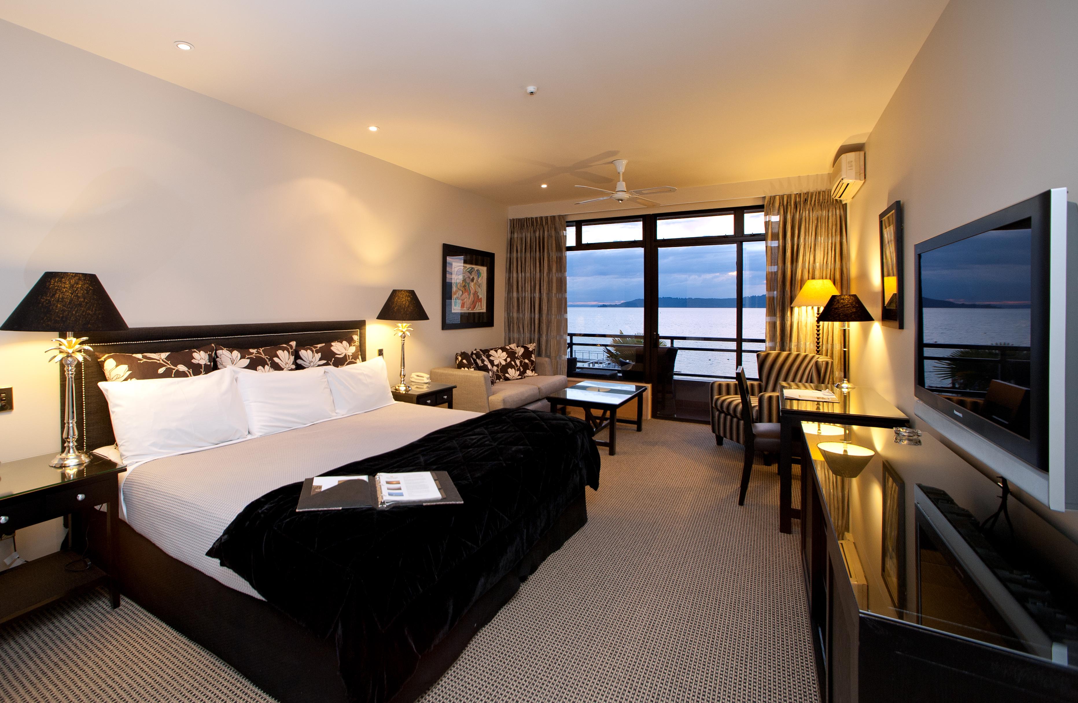 Hotel Millennium & Manuels Taupo