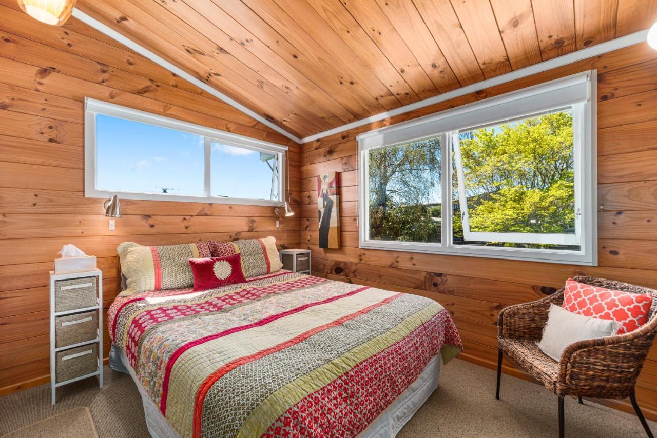 Holiday home Barne The Bentley - Taupo