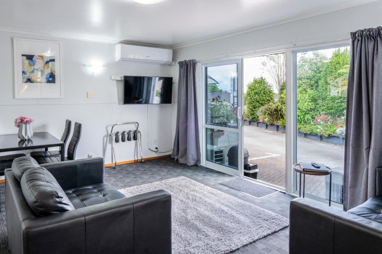 Dunrovin Motel Taupo