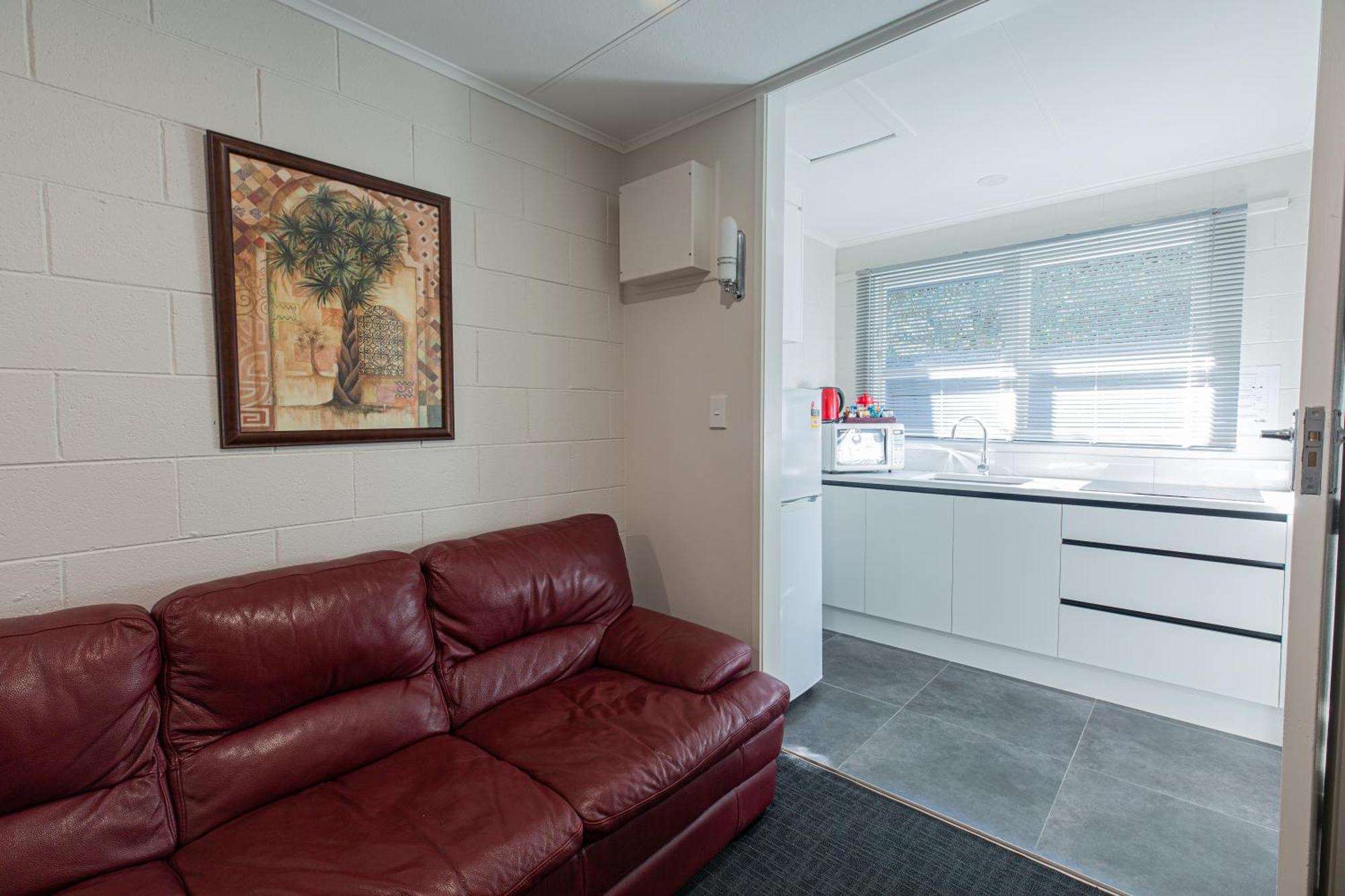 Breeze Motel 4*