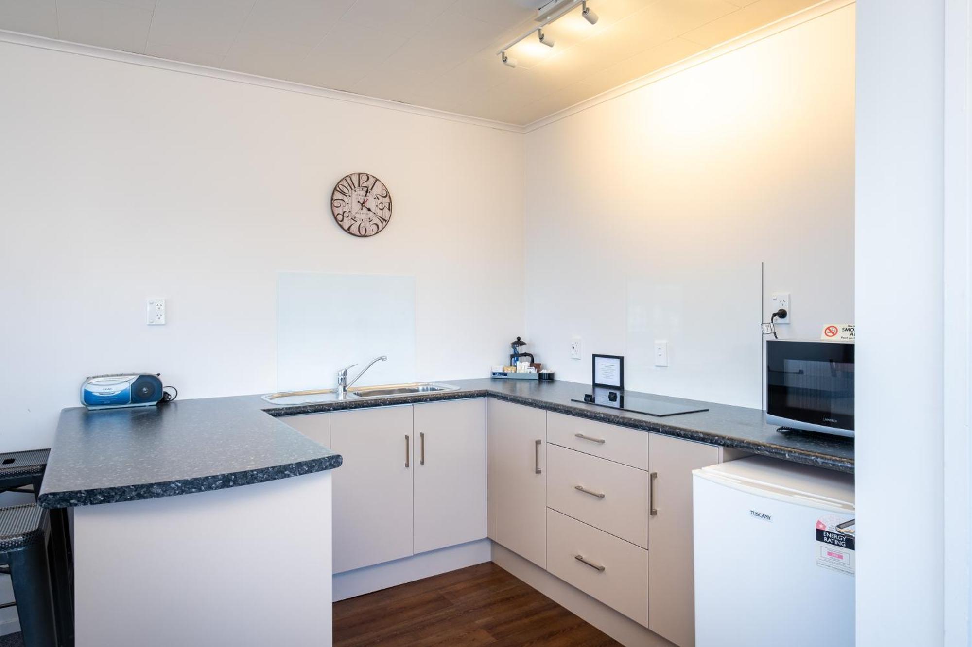 Chevron 4*