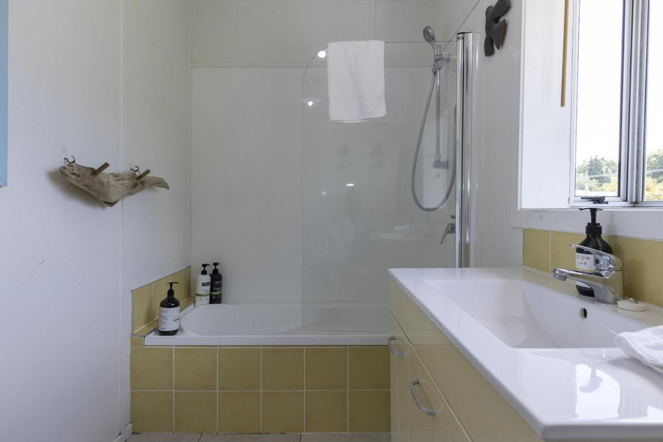 Fantail Retreat, Family 4br Near And Gardens Taupo