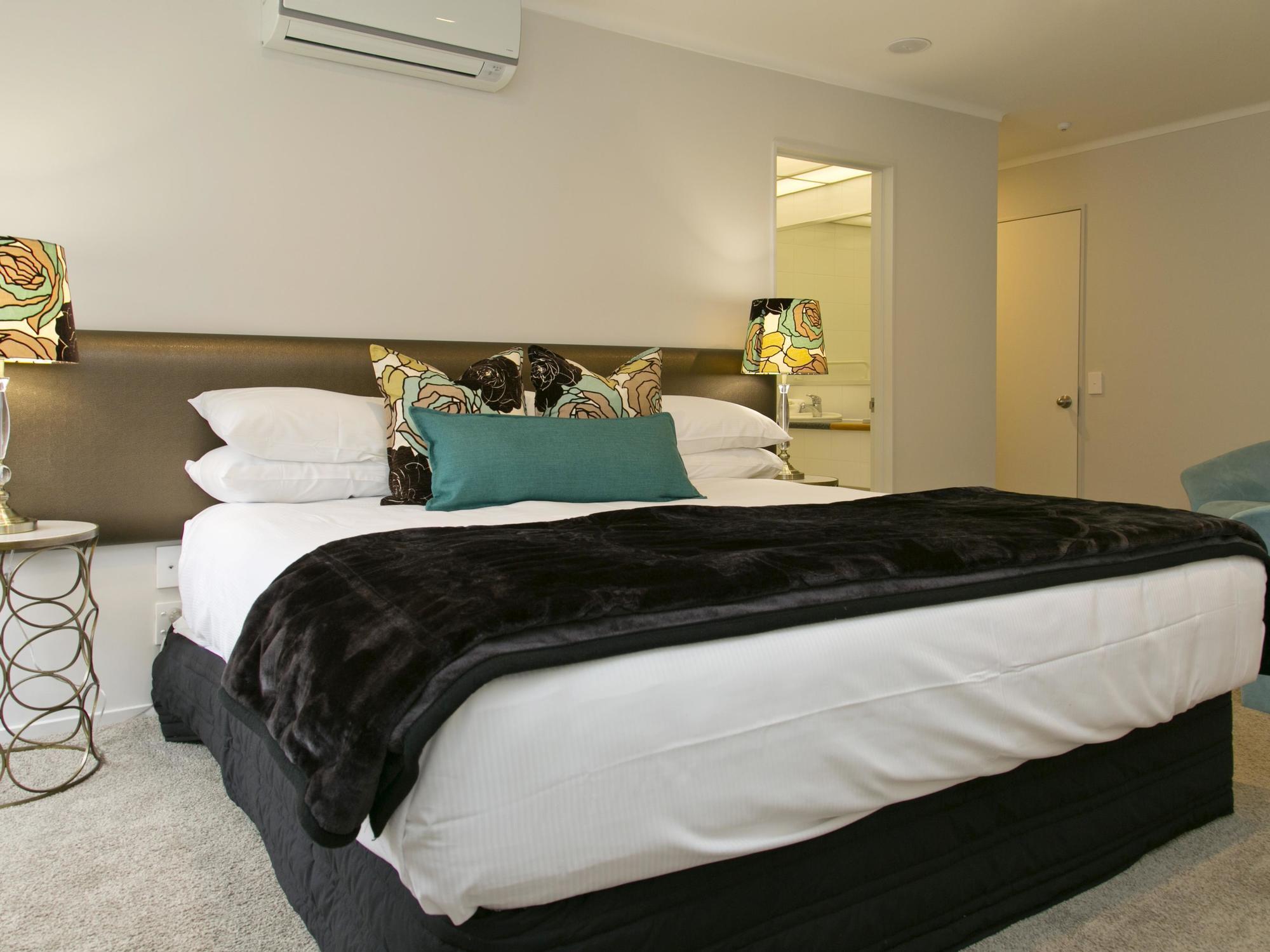 The Cove- On The Motel Taupo