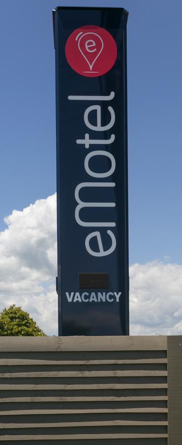Emotel