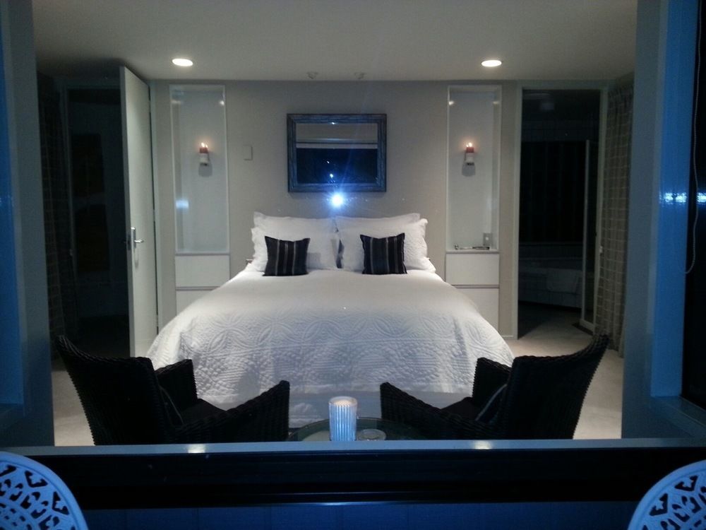 Serenity On Wakeman Bed & Breakfast 4*