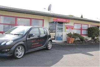 Emotel Motel 4*