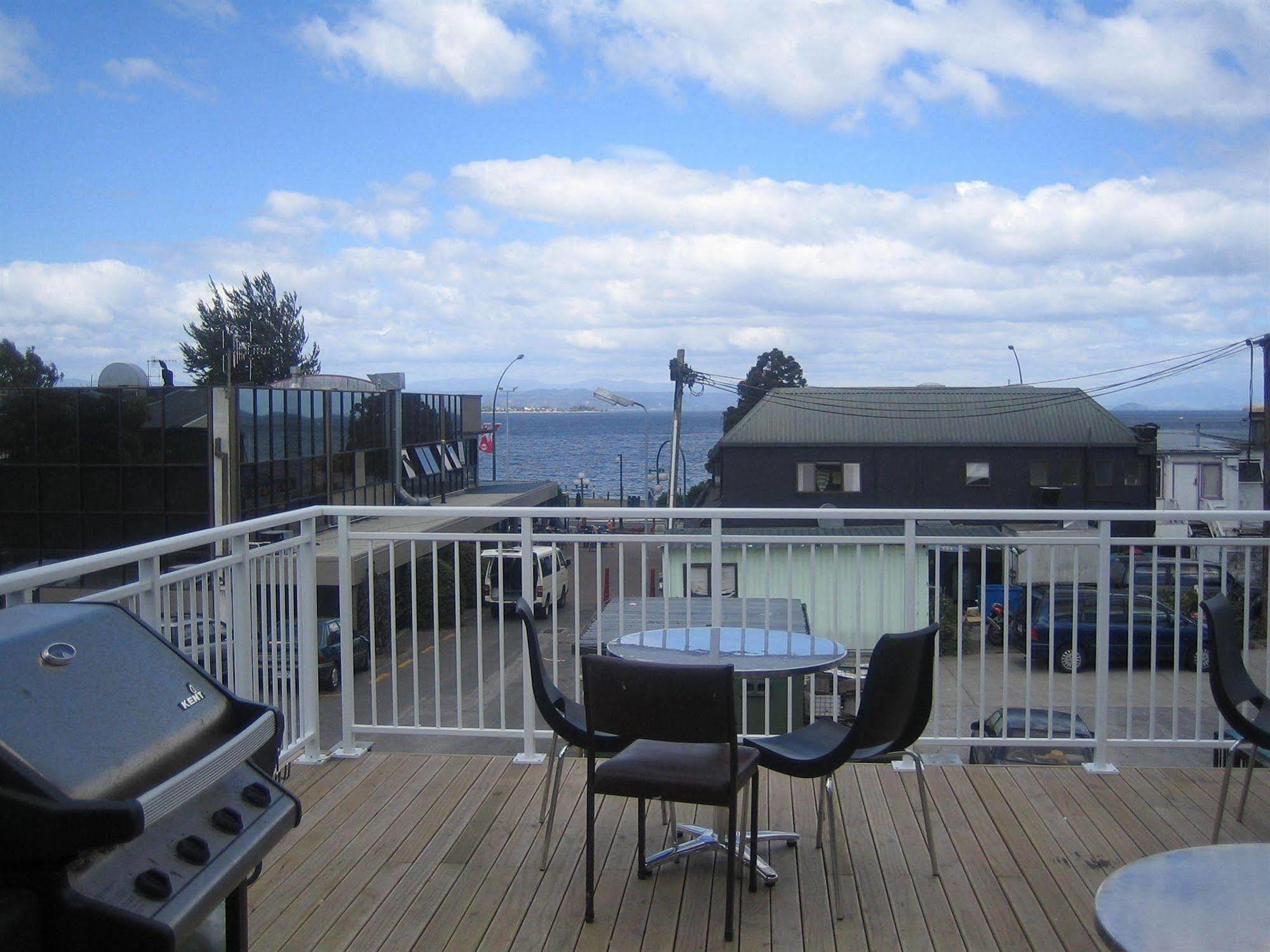 Hostel Based By The Taupo