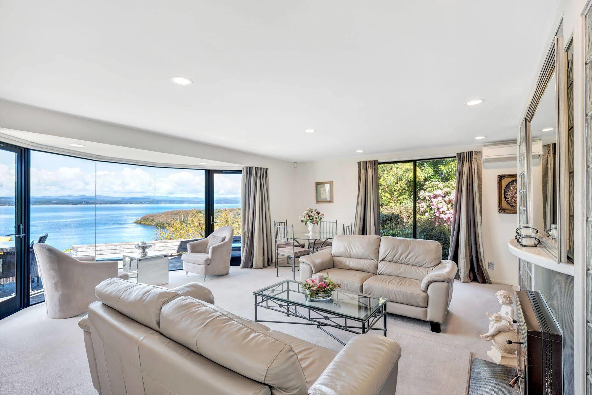 Serenity On Wakeman Bed & Breakfast Taupo