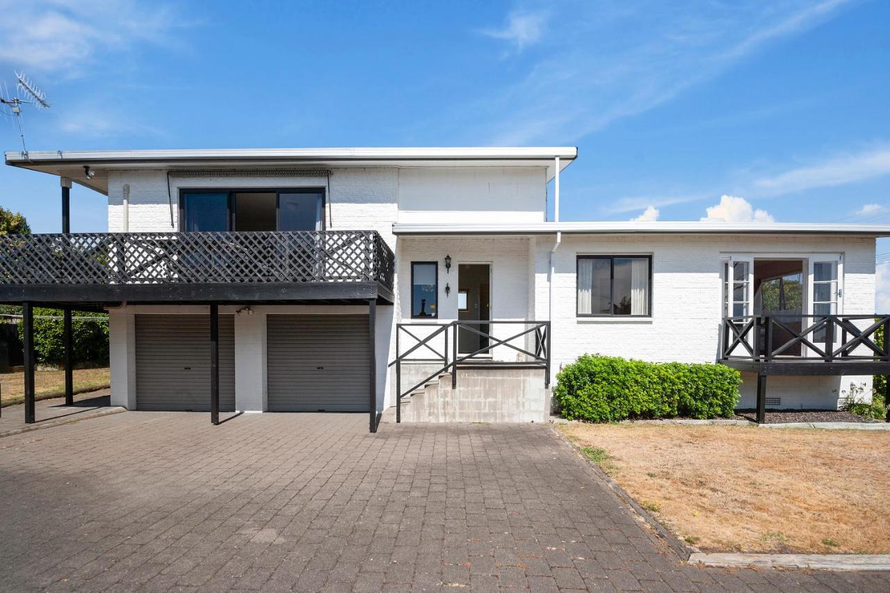 Holiday home Vista At Two Mile Bay-